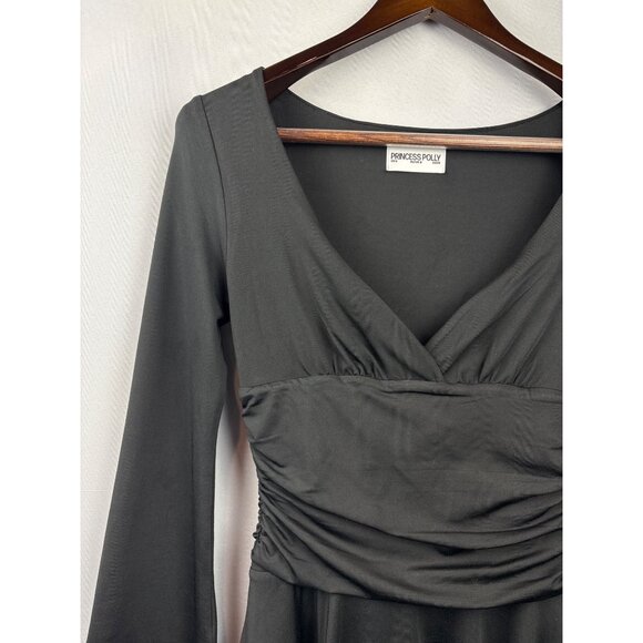 Women’s Princess Polly Size 4 Black Long Bell Sleeved Mini Dress - Picture 2 of 5